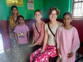 Volunteers Newsletter 5-2024 Einsatzstellenbesuch Hanna und Emma Dirkes