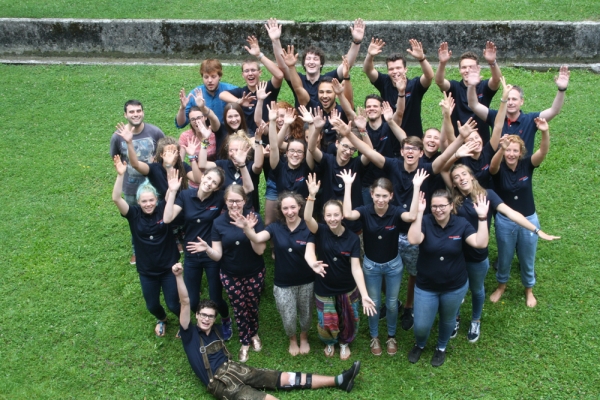 Ehemalige Jahrgaenge Don Bosco Volunteers-12.jpg