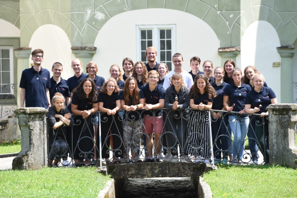 Ehemalige Jahrgaenge Don Bosco Volunteers-09.jpg