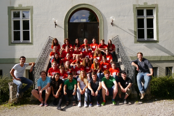 Ehemalige Jahrgaenge Don Bosco Volunteers-15.jpg