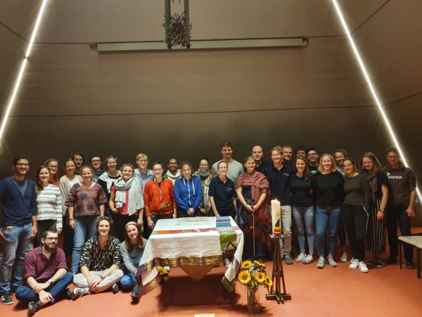 Ehemalige Jahrgaenge Don Bosco Volunteers-08.jpg